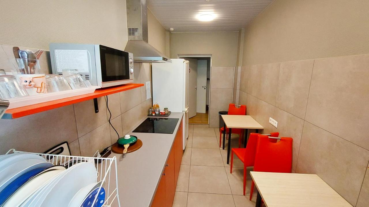 Happy Hostel Рига Экстерьер фото