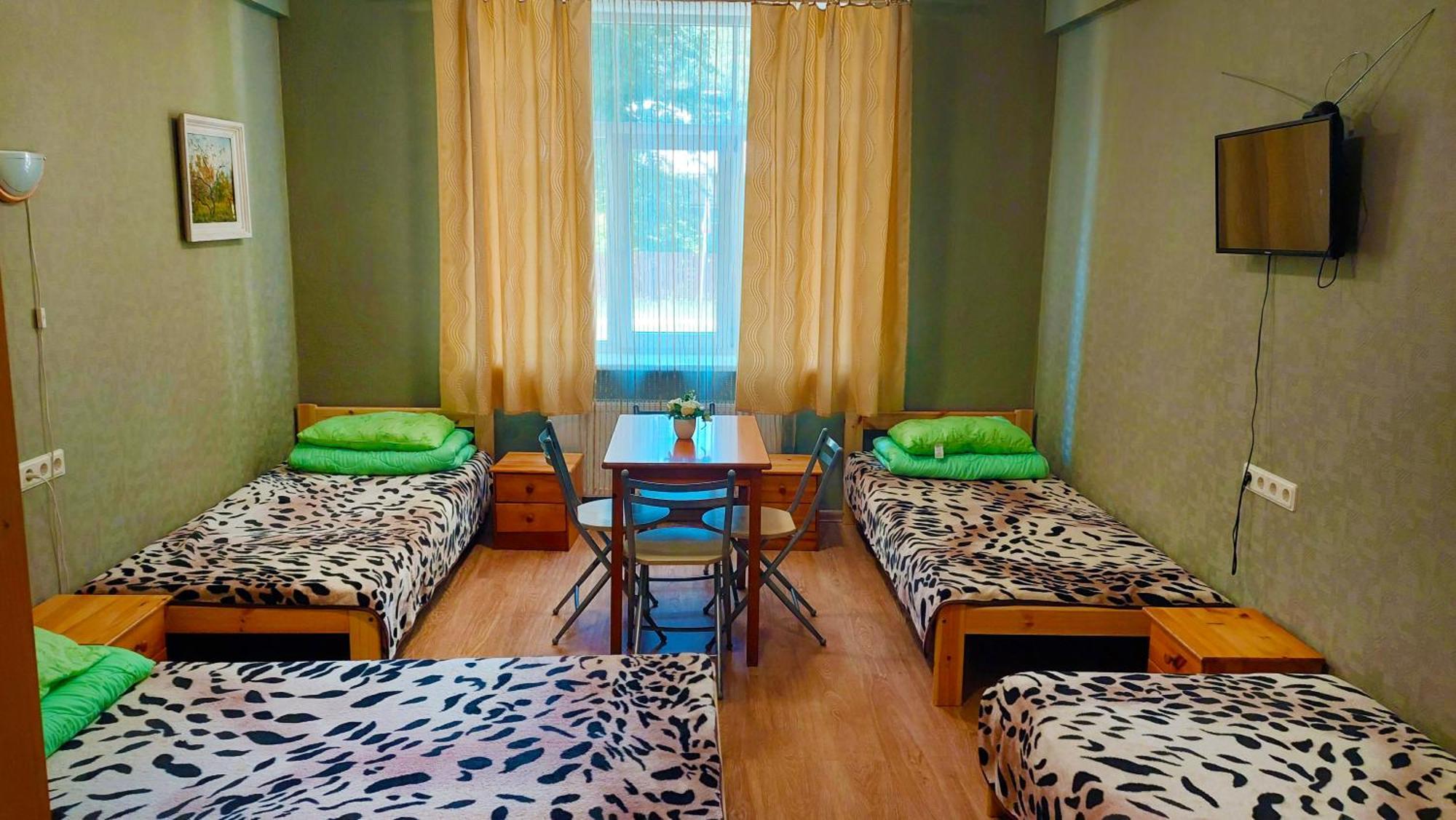 Happy Hostel Рига Экстерьер фото