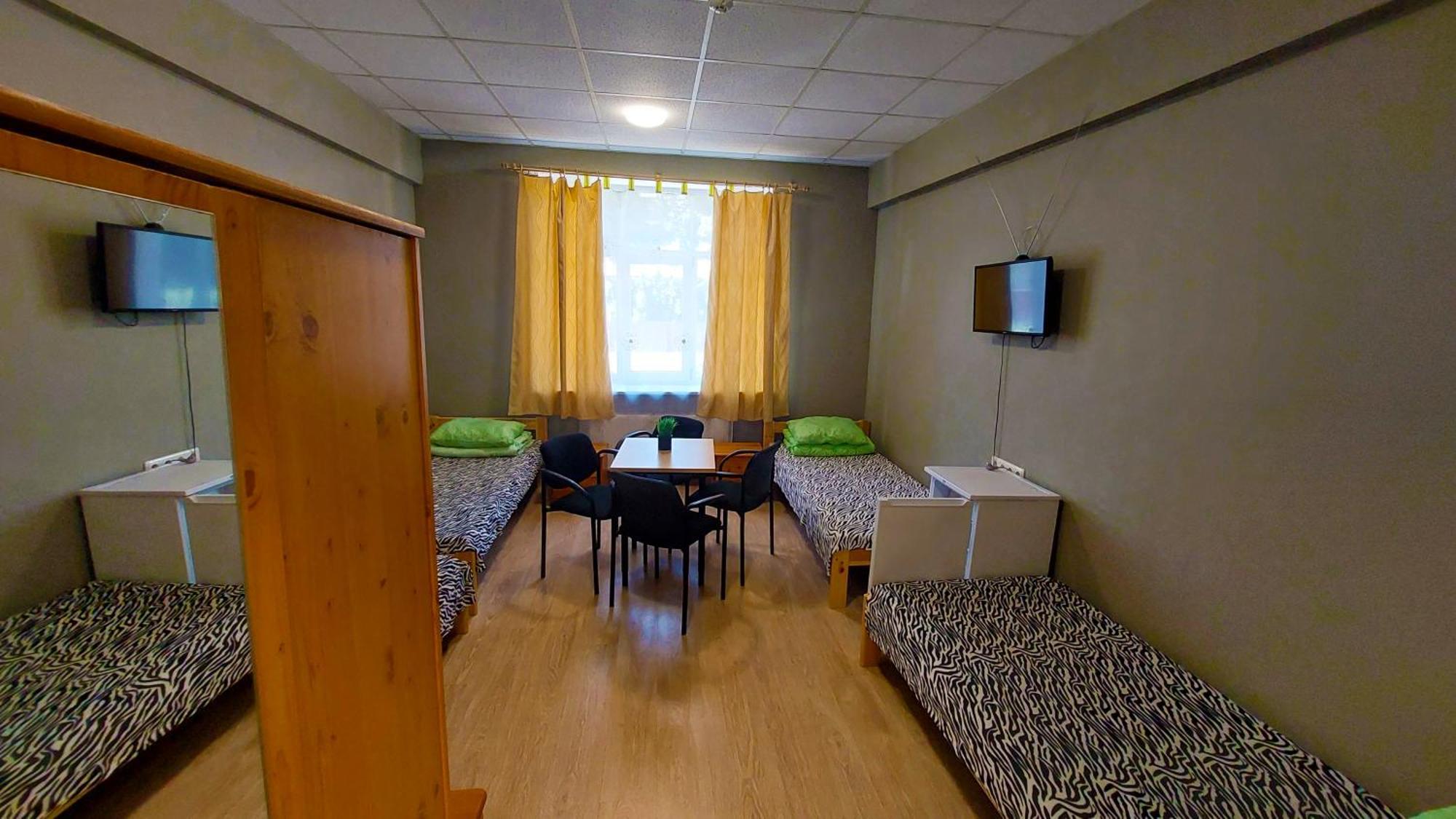 Happy Hostel Рига Экстерьер фото